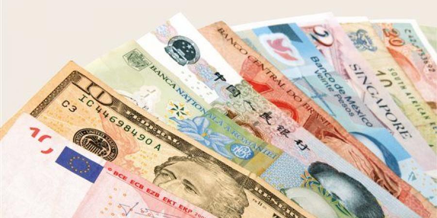أسعار
      العملات
      العربية
      والأجنبية
      مقابل
      الجنيه
      في
      بنك
      CIB
      اليوم
      السبت