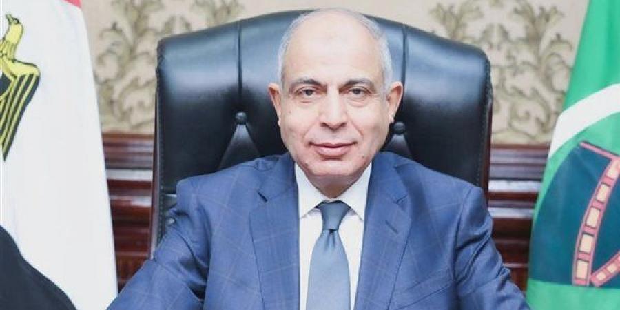 تخفيض
      الحد
      الأدنى
      للقبول
      بمدارس
      التمريض
      إلى265
      درجة
      في
      10
      مدارس
      بالمنيا