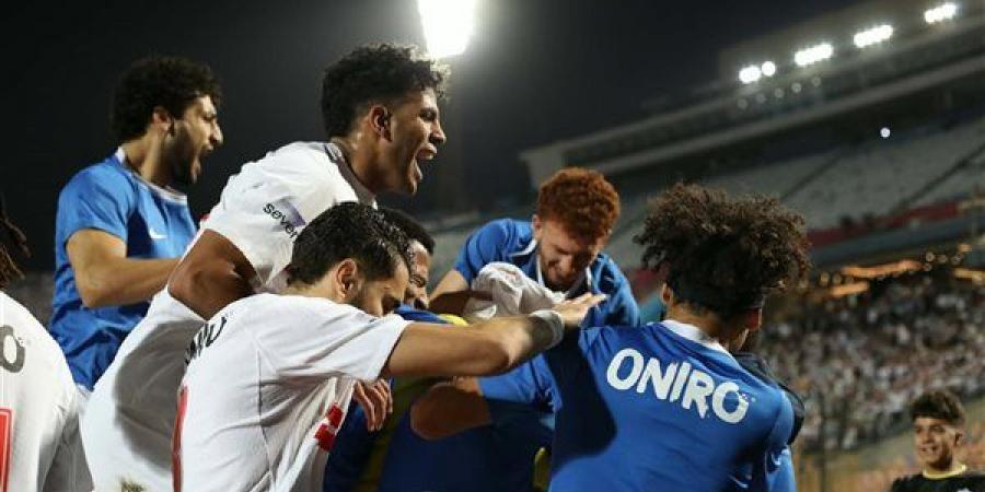 الزمالك
      يكشف
      رد
      الكاف
      بشأن
      الرخصة
      الأفريقية