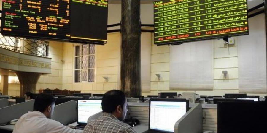 6
      بنوك
      تستحوذ
      على
      أكثر
      من
      88%
      من
      تداولات
      المتعاملين
      الرئيسيين
      بالبورصة