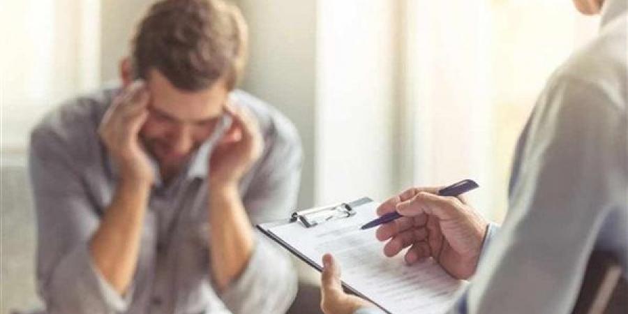 تعرف
      على
      ضوابط
      بقاء
      المريض
      النفسي
      داخل
      المنشآت
      العلاجية
      وفق
      القانون