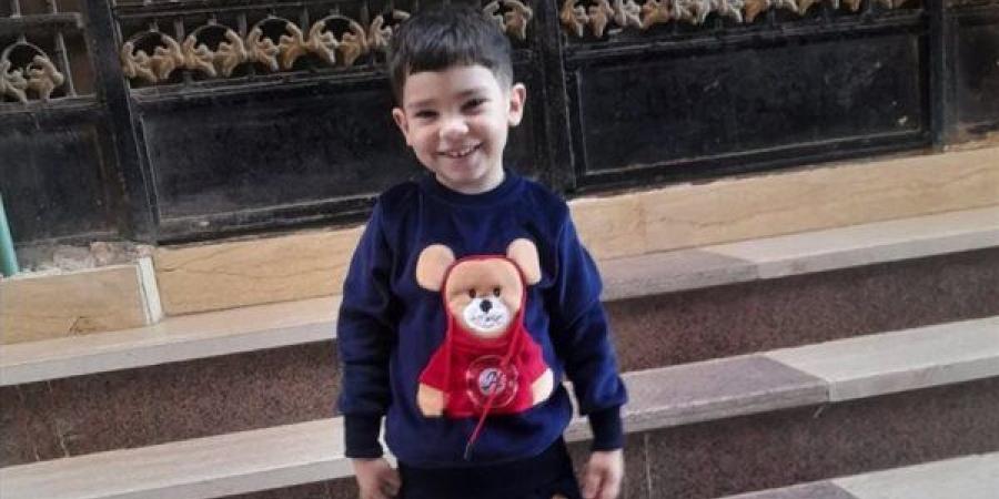 المشدد
      15
      عاما
      للمتهم
      الأول
      و6
      سنوات
      لـ3
      آخرين
      في
      قضية
      الشروع
      بقتل
      طفل
      باسوس
      ووالده
