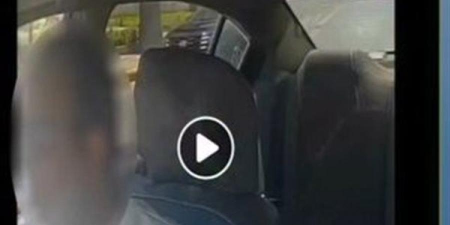 الأمن
      يكشف
      ملابسات
      تعدي
      شخص
      على
      سائق
      بإحدى
      شركات
      النقل
      الذكي
      بالجيزة