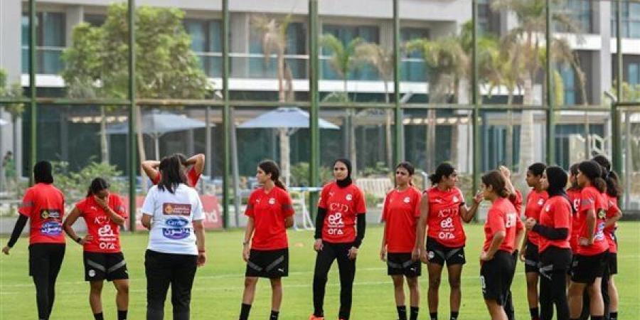 منتخب
      الكرة
      النسائية
      يخسر
      من
      زامبيا
      0-6
      في
      أمم
      أفريقيا