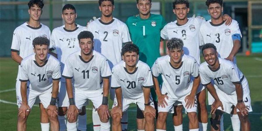 وائل
      رياض
      يعلن
      تشكيل
      منتخب
      الشباب
      لمواجهة
      الأردن