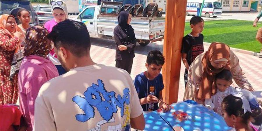 الكشف
      على
      400
      مواطن
      بالبحيرة
      ضمن
      مبادرة
      "صحتك
      تهمنا"