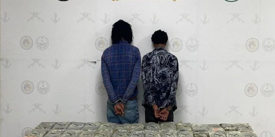 الجهات الأمنية تضبط مهربي ومروجي مخدرات في عسير والشرقية والقصيم