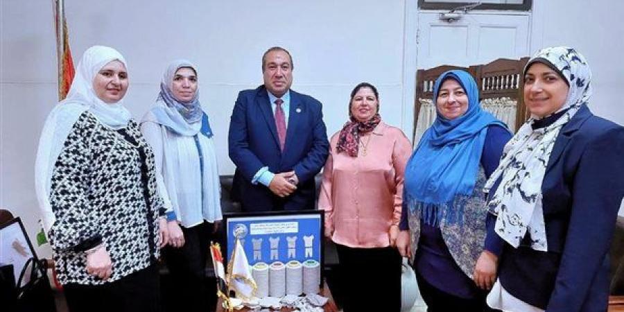 ابتكار
      جديد
      بمعهد
      بحوث
      القطن
      لإعادة
      تدوير
      الخيوط
      المصبوغة
      وتحويلها
      لمنتجات
      عالية
      القيمة