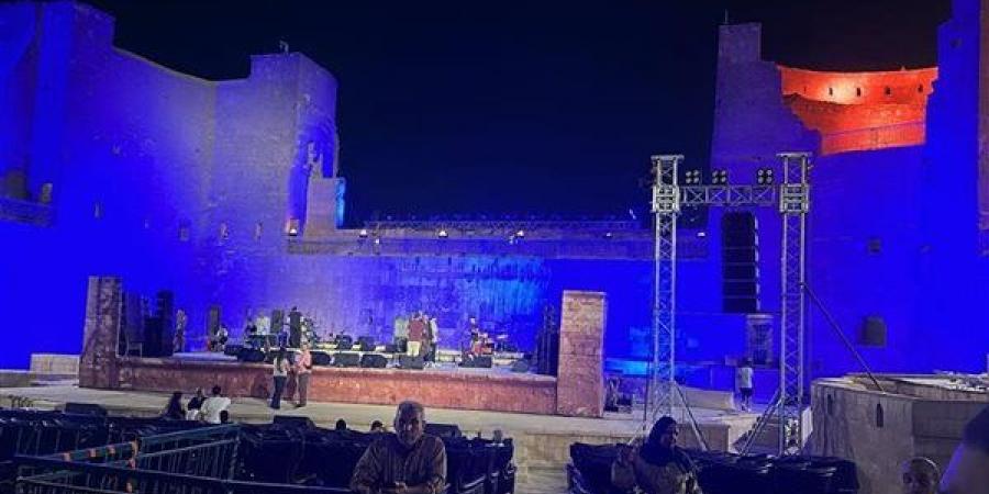 أسعار
      التذاكر
      والنجوم،
      برنامج
      حفلات
      مهرجان
      القلعة
      الدولي
      للموسيقى
      والغناء
      2026