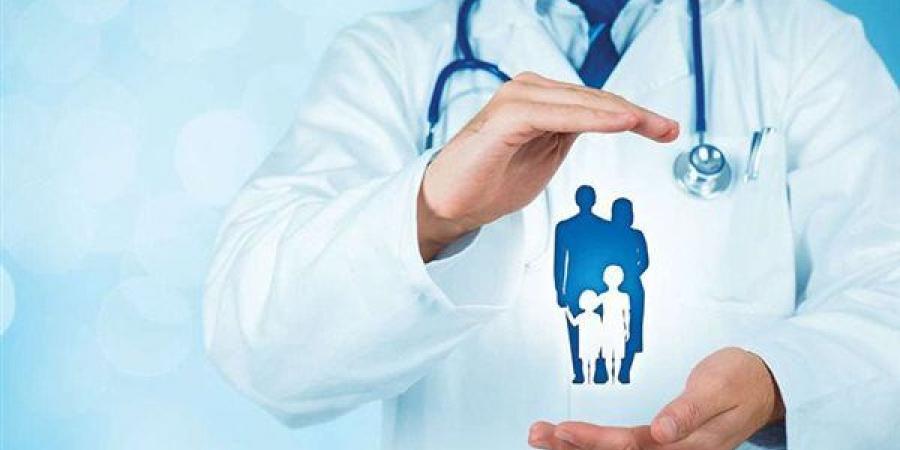 تأمينك
      الصحي
      عند
      باب
      بيتك،
      كيف
      يقدم
      مركز
      الأسرة
      خدمات
      العلاج
      والولادة؟