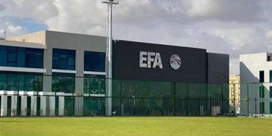 اتحاد
      الكرة
      يمنع
      إقامة
      مباريات
      كأس
      مصر
      وكأس
      الرابطة
      أثناء
      التوقف
      الدولي