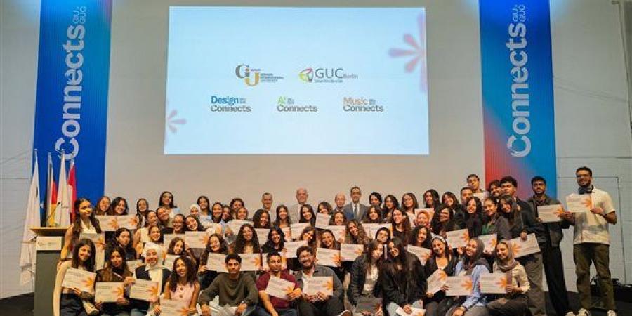 الجامعة
      الألمانية
      ببرلين
      تجمع
      523
      من
      شباب
      الجامعات
      في
      النسخة
      الرابعة
      من
      "Connects
      2026"