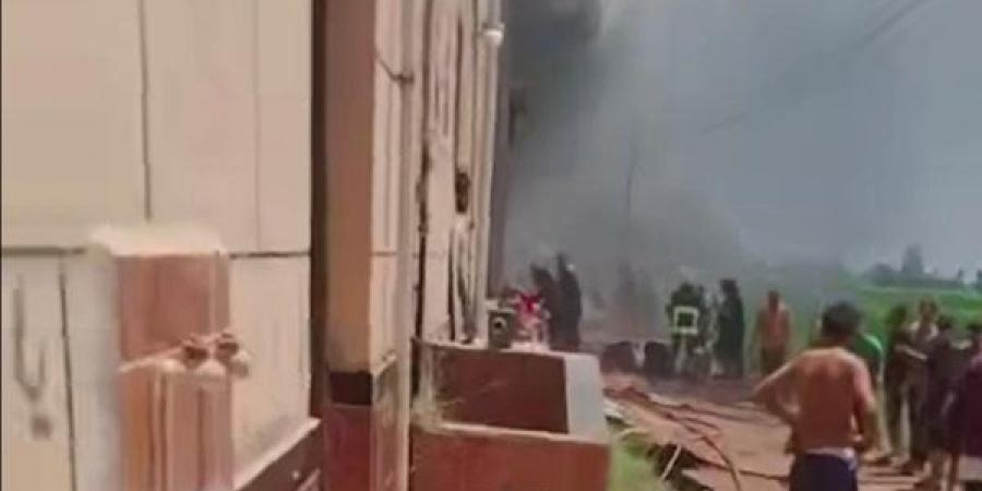 السيطرة
      علي
      حريق
      نشب
      بمخزن
      أدوات
      كهربائية
      في
      كفر
      شكر
      بالقليوبية