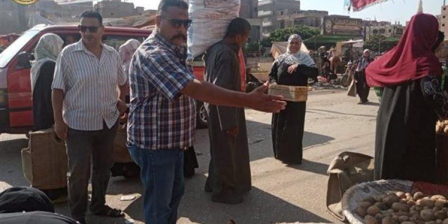 محافظ
      الشرقية
      يتابع
      حملات
      إزالة
      الإشغالات
      بمراكز
      ههيا
      ومنيا
      القمح
      وفاقوس