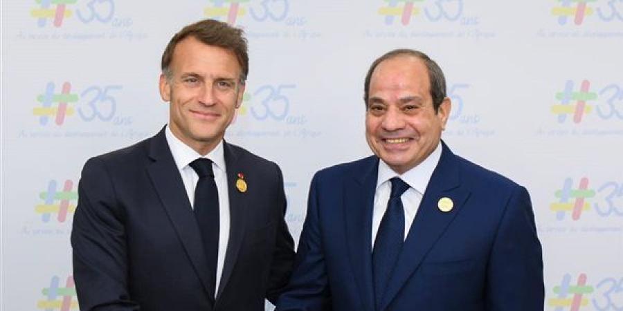 السيسي
      وماكرون
      يبحثان
      سبل
      تحقيق
      التهدئة
      وخفض
      التصعيد
      الراهن
      بالمنطقة