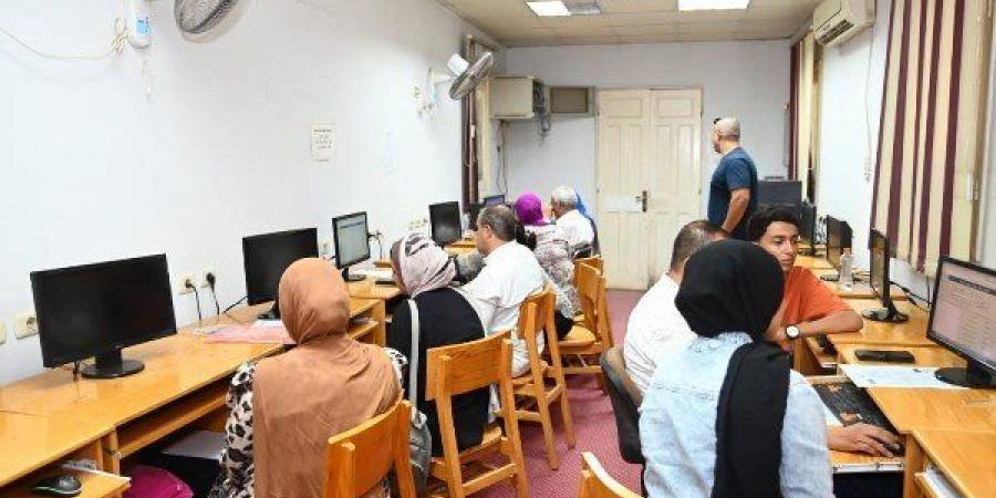 التعليم
      العالي:
      معامل
      الحاسب
      الآلي
      بالجامعات
      الحكومية
      جاهزة
      لاستقبال
      الطلاب
      وتسجيل
      الرغبات