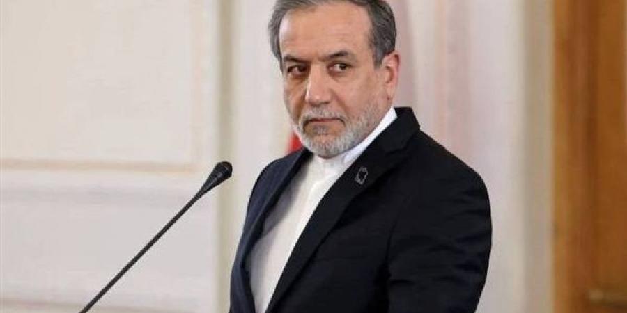 إيران:
      تهديد
      الأمريكيين
      ليس
      أمرا
      جديدا
      وطهران
      تعمل
      وفق
      مصالحها