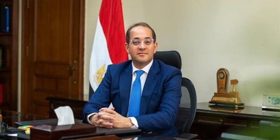 الحكومة
      تنهي
      أزمة
      التشابكات
      المالية،
      خبراء:
      يعزز
      كفاءة
      الإنفاق
      ويطلق
      طاقات
      الاقتصاد
      المصري..
      أكبر
      عملية
      إصلاح
      مالي
      وهيكلي
      منذ
      عقود