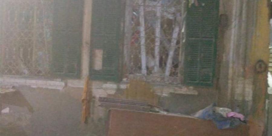 انهيار
      جزئي
      بأسقف
      عقار
      بمنطقة
      الجمرك
      بالإسكندرية
      وإصابة
      سيدة