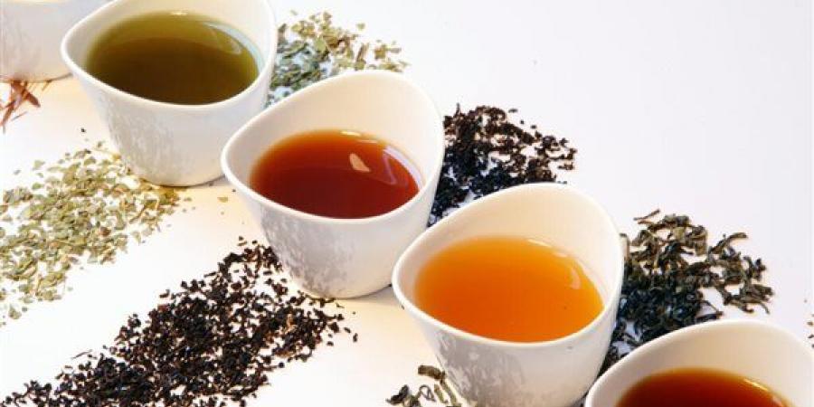 مشروبات
      ترطب
      وتنشط
      الجسم
      وتخلصه
      من
      السموم
      بصورة
      طبيعية