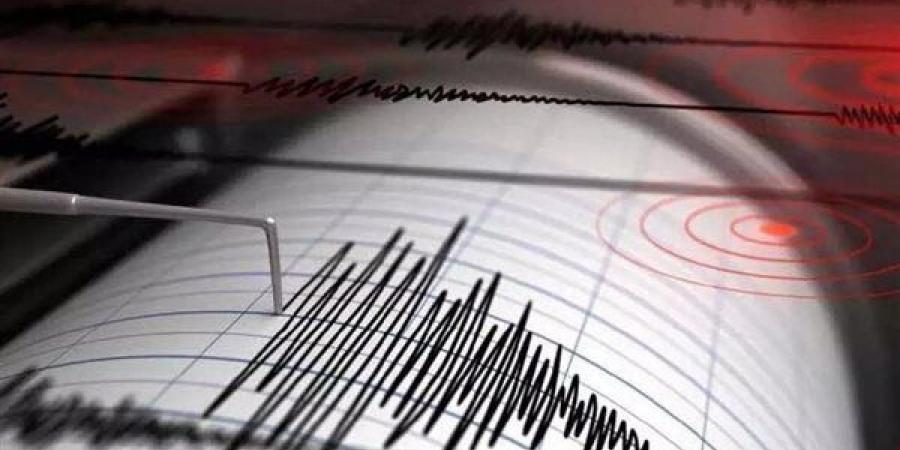 زلزال
      مصر،
      حالة
      من
      الذعر
      بين
      المواطنين
      عقب
      شعورهم
      بهزة
      أرضية
      عنيفة