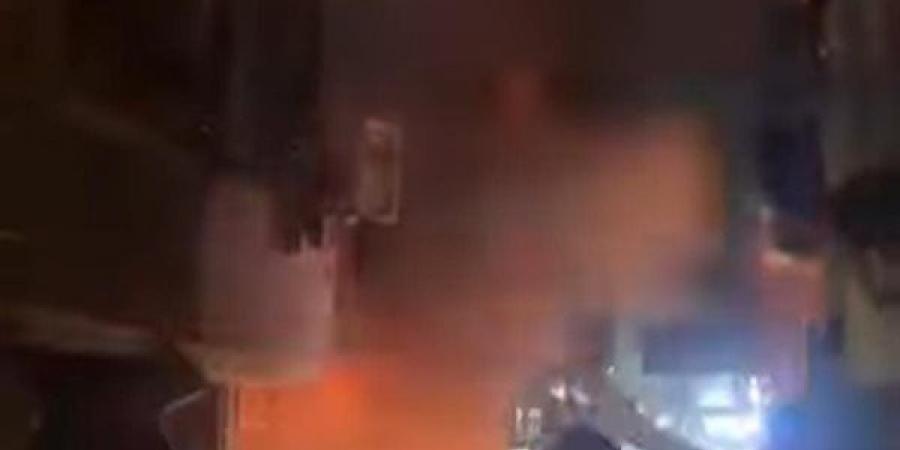 السيطرة
      على
      حريق
      بكابل
      كهرباء
      في
      منطقة
      منطى
      بشبرا
      الخيمة