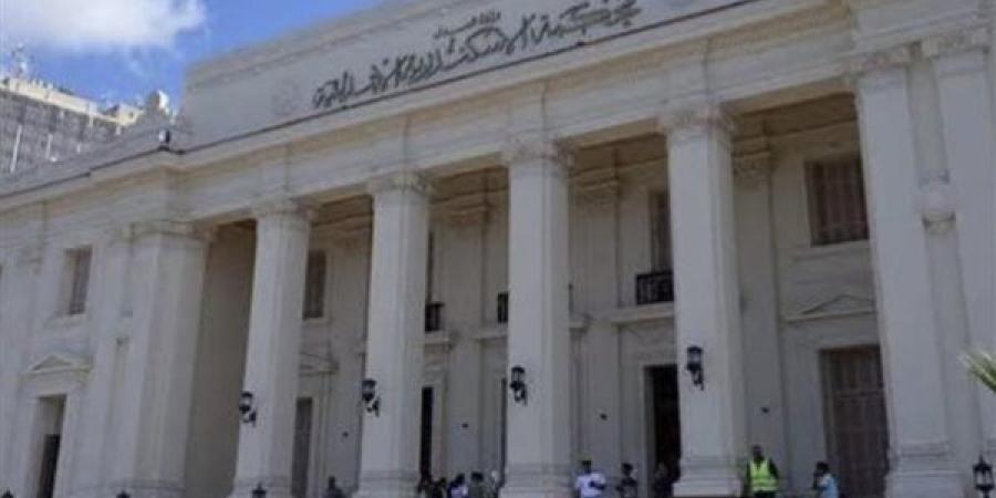 جنايات الإسكندرية تقرر إحالة أوراق قاتل طليق زوجته إلى المفتي، واستمرار حبس الزوجة