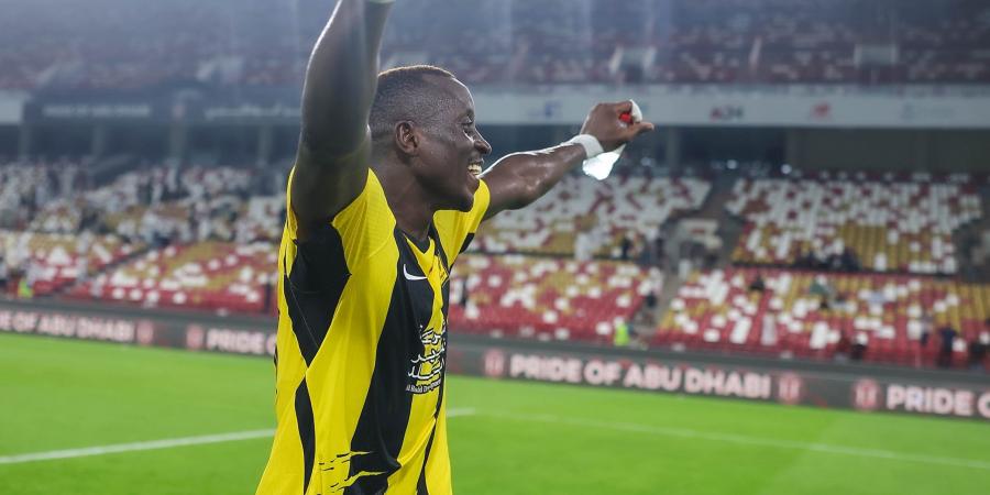 الاتحاد يحسم بطاقة نخبة آسيا برباعية في شباك الجزيرة الإماراتي