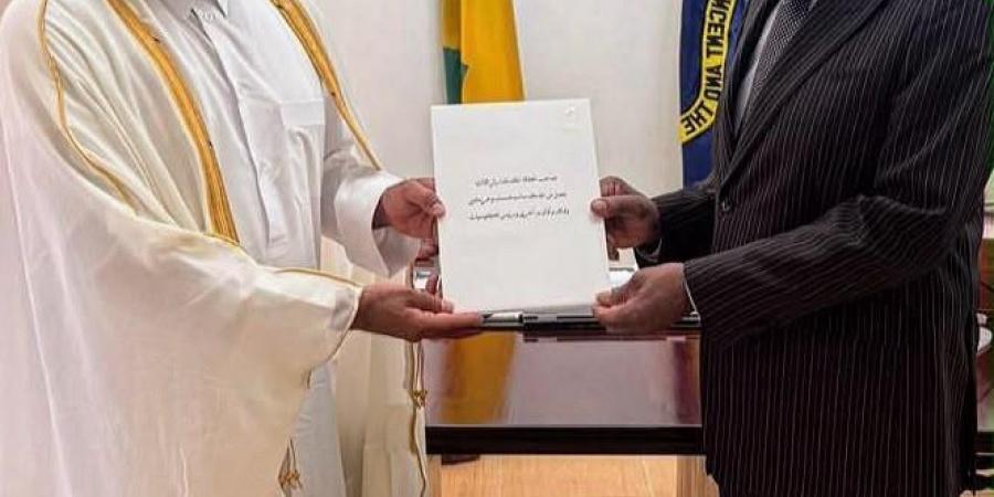 الحاكم العام لسانت فنسنت وغرينادين يتسلم أوراق اعتماد سفير قطر