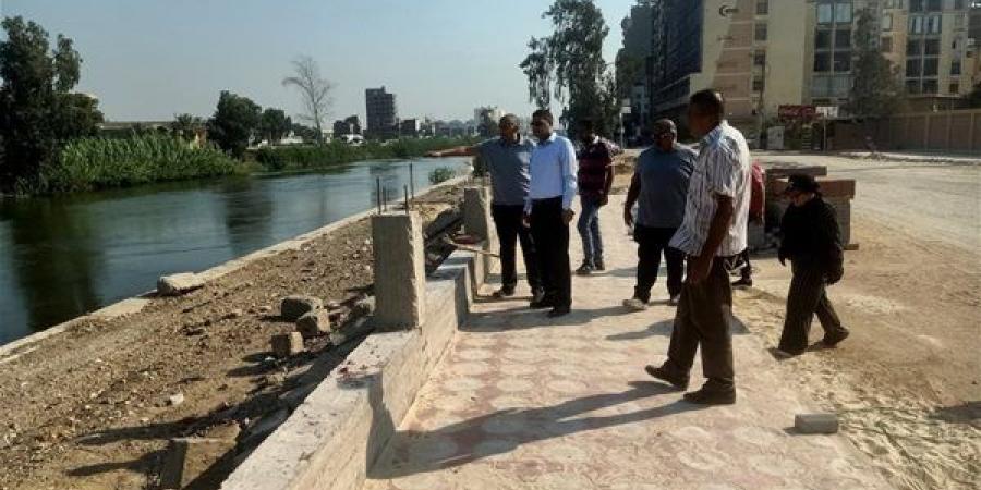 نائب محافظ الدقهلية يتفقد مشروعات الخطة الاستثمارية بجسر ترعة المنصورية