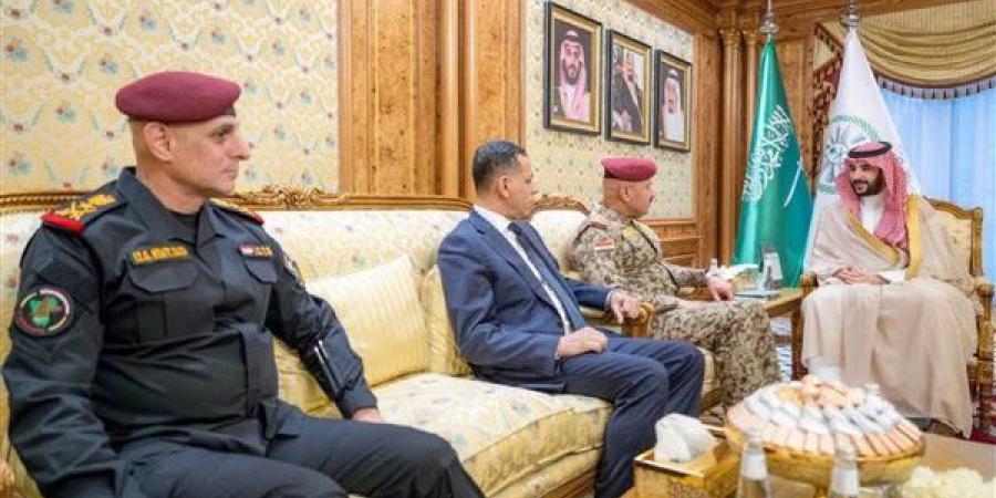 وزير الدفاع السعودي يلتقي مدير مكتب القائد العام للجيش العراقي