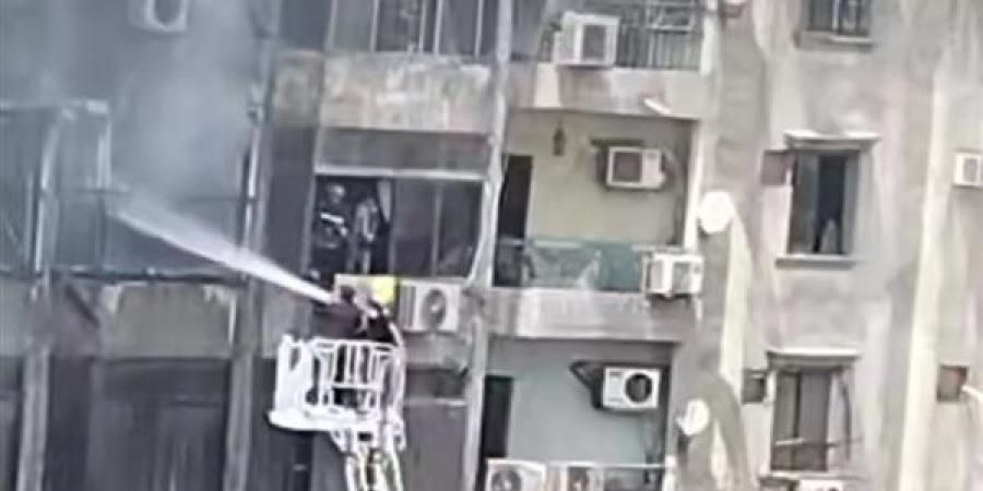 إخماد حريق نشب داخل شقة سكنية في فيصل