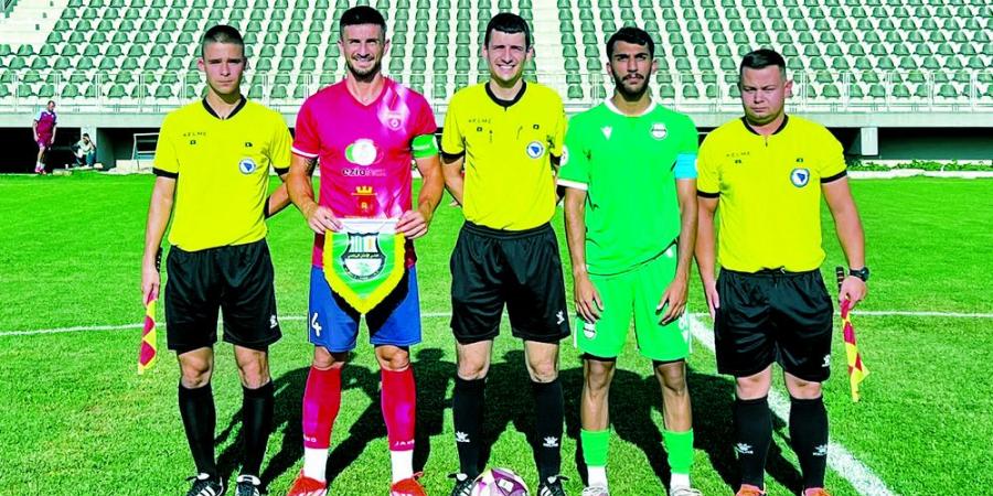 الأهلي (B) يفوز على ايلياش بأربعة أهداف