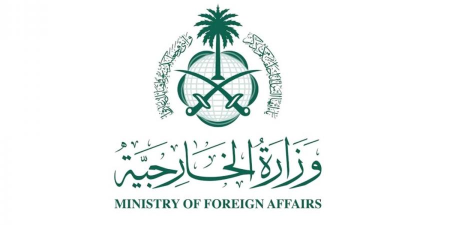  السعودية تدين استهداف ناقلتين إماراتيتين أثناء عبورهما مضيق هرمز