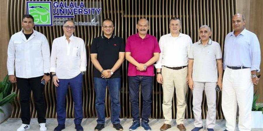 محافظ السويس يتفقد جامعة الجلالة ويؤكد دعم التعاون في المجالات التعليمية والطبية والمجتمعية
