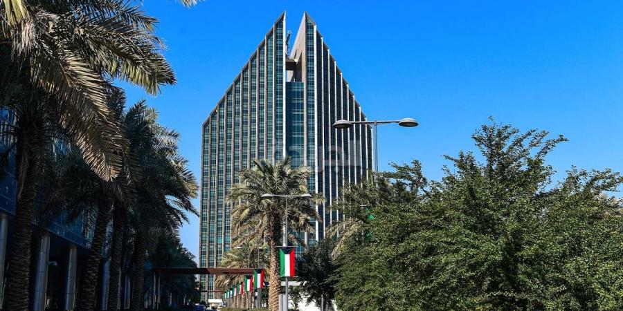 صرف مكافآت «الصيفي» لأساتذة «التطبيقي» خلال أيام
