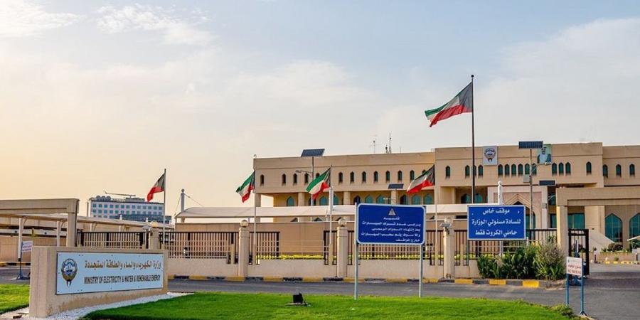 عطل فني يقطع الكهرباء  عن قطعتين بـ «سلوى»
