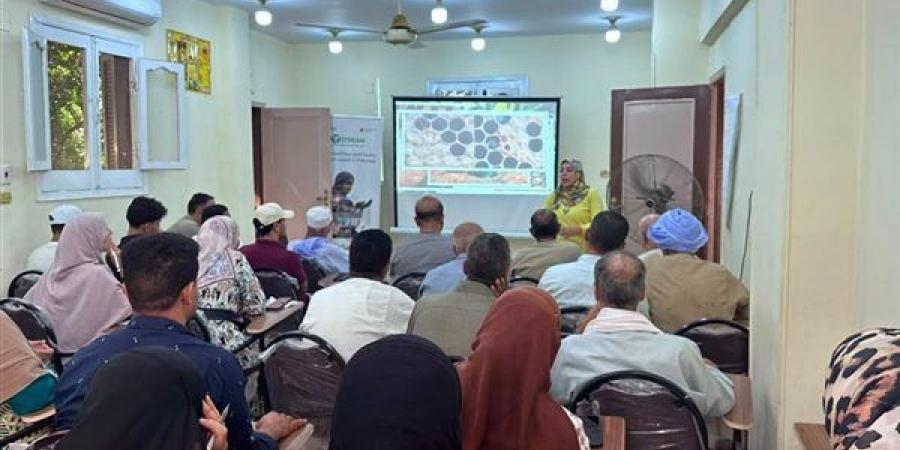 الهلال الأحمر يدعم أهالي بني سويف بمشروعات تنموية لمواجهة تغير المناخ