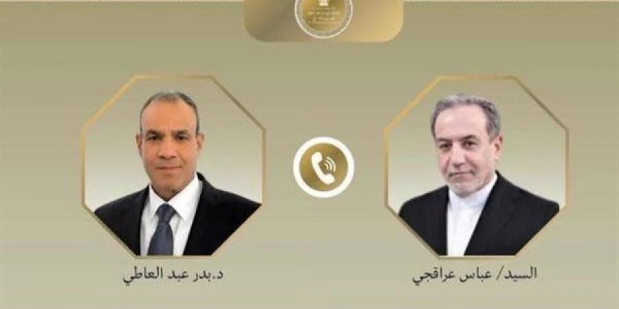 وزير الخارجية يبحث مع نظيره الإيراني جهود احتواء التصعيد والعودة إلى المسار الدبلوماسي