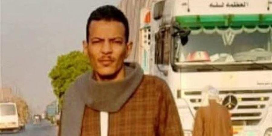 بعد يومين من البحث، العثور على جثمان شاب غرق إثر سقوطه من عبارة في نيل قنا