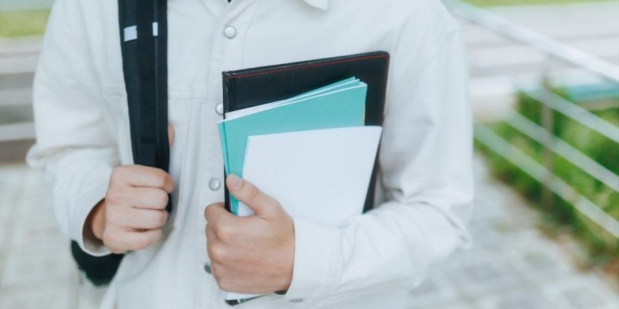 فتح باب التقديم للبعثات الداخلية لخريجي الثانوية الإنكليزية.. غداً