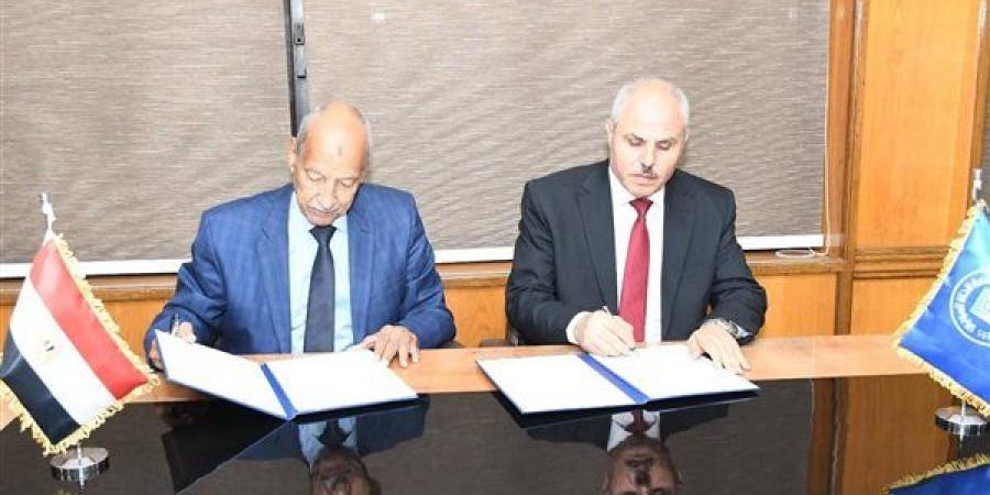 توقيع بروتوكول تعاون بين جامعة قناة السويس ونقابة المحامين بالإسماعيلية